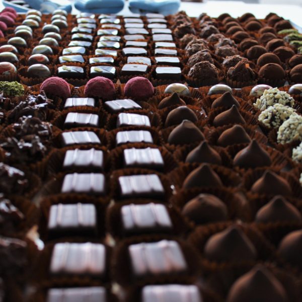 25 assorted fresh chocolates