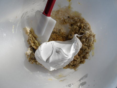 Mixing macarons, Italian Meringue